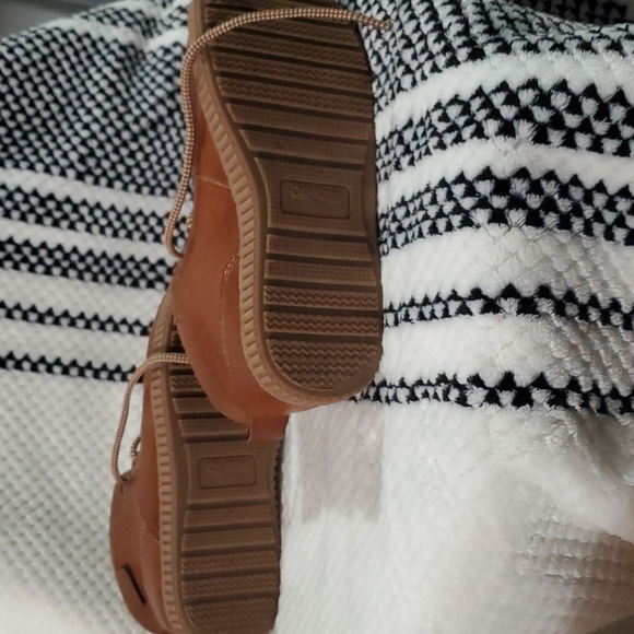 Osh Kosh fur trim boots - Picture 3 of 4